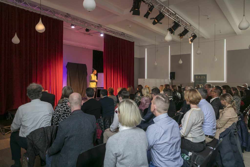 Nacht der Redner 2022 3162 Raja Fischer Hamburg.